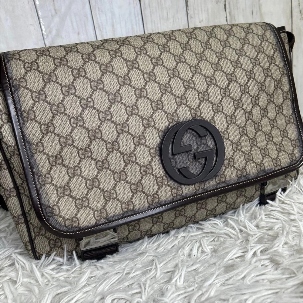 Gucci Beige Messenger Bag - Picture 2 of 16